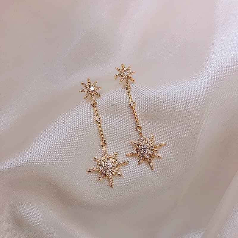 Korean Starlinked Star Earrings - Image 3