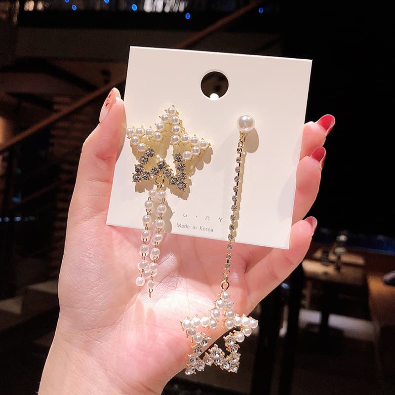 Five-pointed Star Pearl Earrings - Image 2